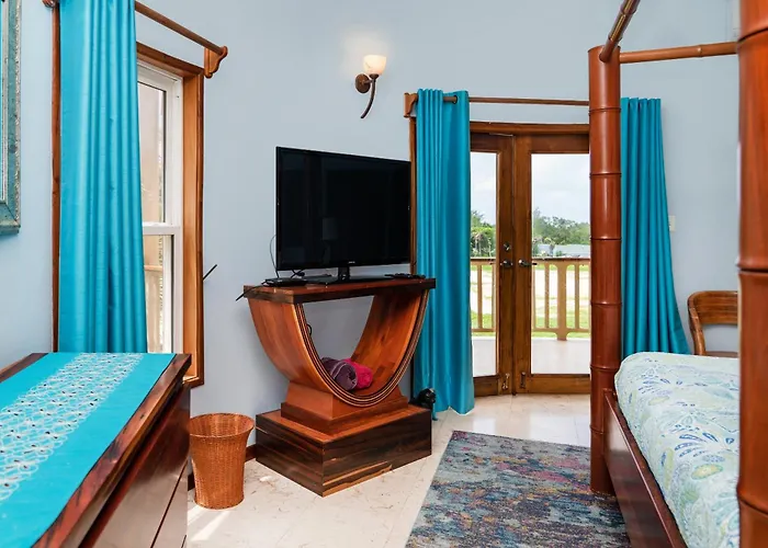 Residences At Barrier Reef 3b Oceanview 2 Bedroom By Floreo Holiday home