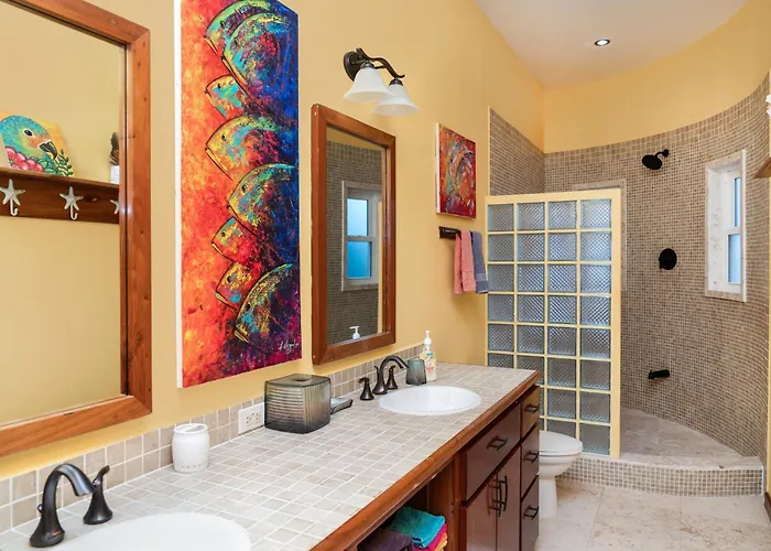 Residences At Barrier Reef 3b Oceanview 2 Bedroom By Floreo Holiday home
